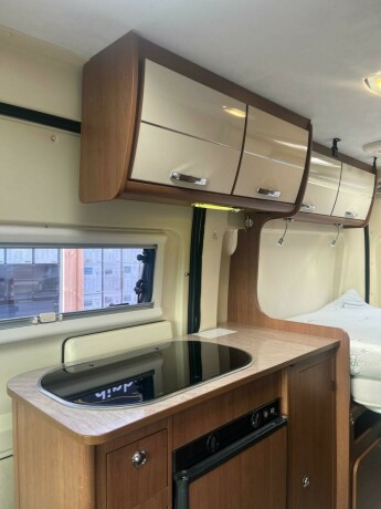 chausson-twist-02-s-dobbelseng-bak-seng-i-sittegruppe-webasto-dusj-gasstest-diesel-2014-big-34