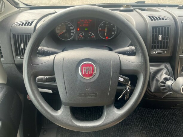 chausson-twist-02-s-dobbelseng-bak-seng-i-sittegruppe-webasto-dusj-gasstest-diesel-2014-big-19