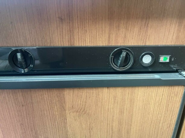 chausson-twist-02-s-dobbelseng-bak-seng-i-sittegruppe-webasto-dusj-gasstest-diesel-2014-big-42