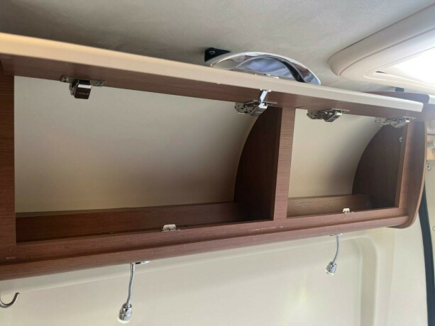 chausson-twist-02-s-dobbelseng-bak-seng-i-sittegruppe-webasto-dusj-gasstest-diesel-2014-big-64