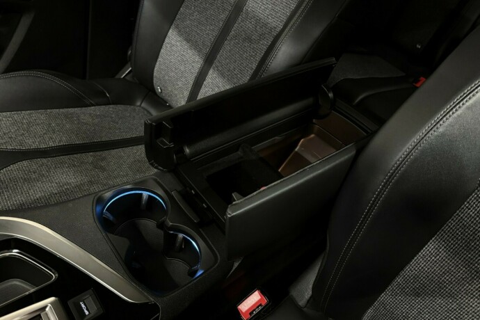 peugeot-3008-bensin-2019-big-30