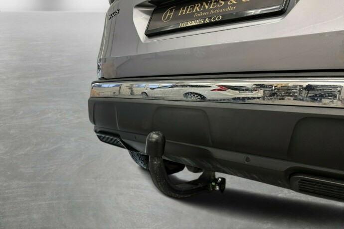 peugeot-3008-bensin-2019-big-10