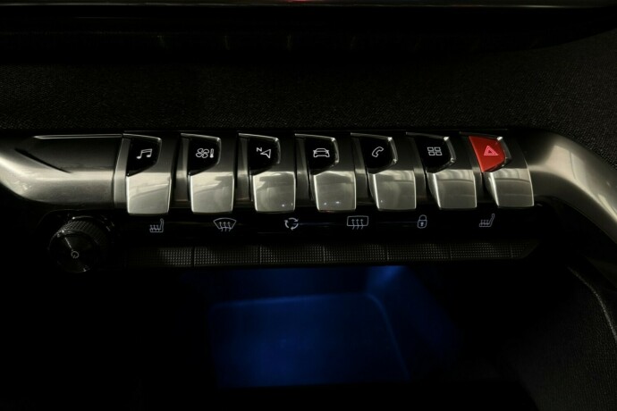 peugeot-3008-bensin-2019-big-26