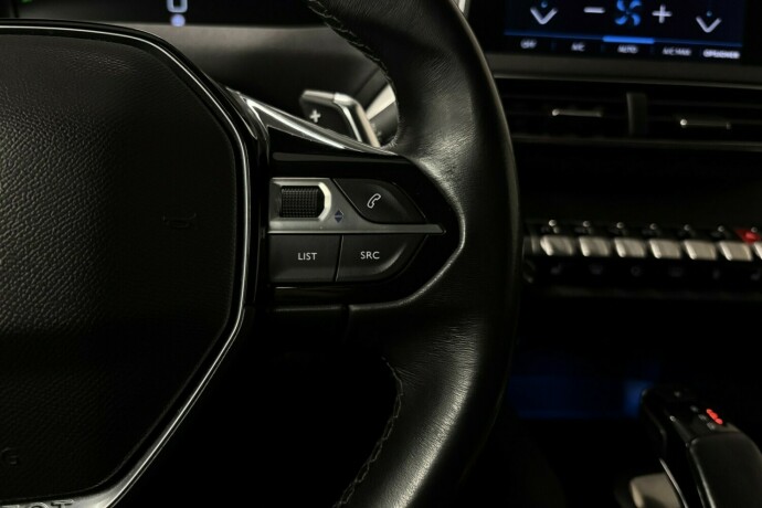 peugeot-3008-bensin-2019-big-20