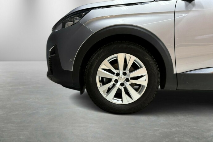 peugeot-3008-bensin-2019-big-5