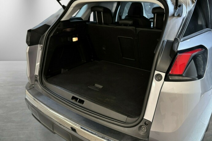 peugeot-3008-bensin-2019-big-12