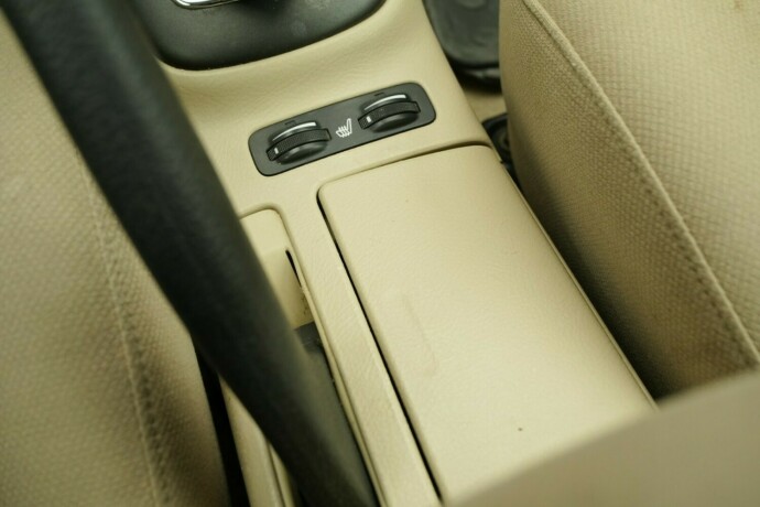 toyota-avensis-diesel-2006-big-32