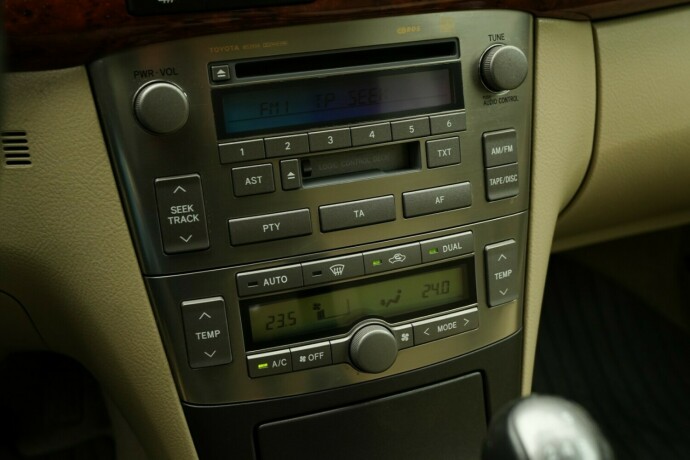 toyota-avensis-diesel-2006-big-30