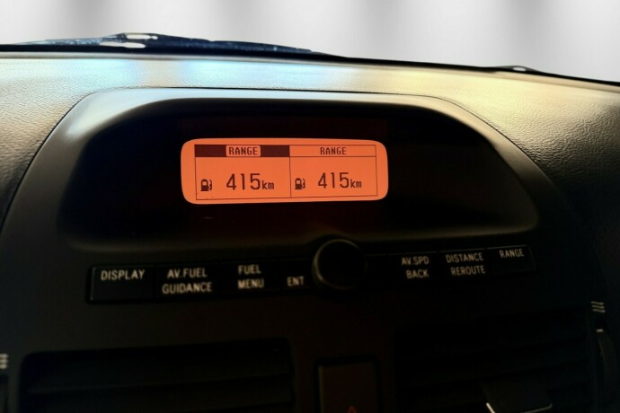 toyota-avensis-diesel-2006-big-20