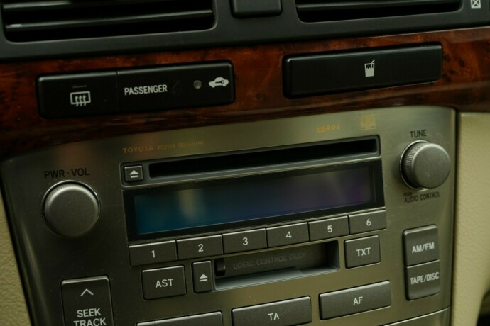 toyota-avensis-diesel-2006-big-29