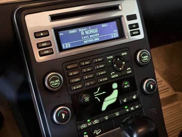 volvo-xc-70-diesel-2011-big-16