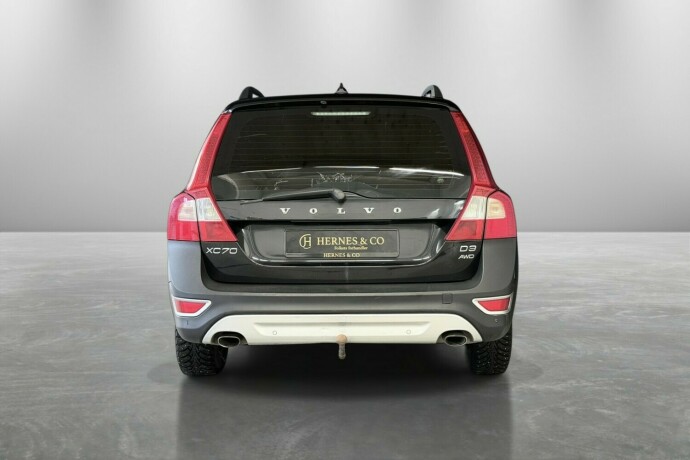 volvo-xc-70-diesel-2011-big-6