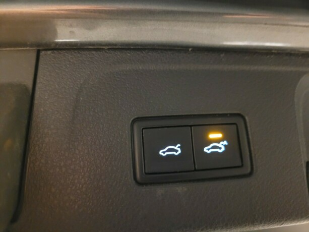 volkswagen-passat-plug-in-petrol-2017-big-19