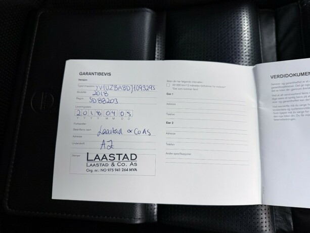 volvo-xc-60-elektrisitetbensin-2018-big-45