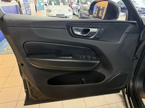 volvo-xc-60-elektrisitetbensin-2018-big-9