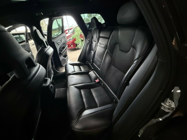 volvo-xc-60-elektrisitetbensin-2018-big-40