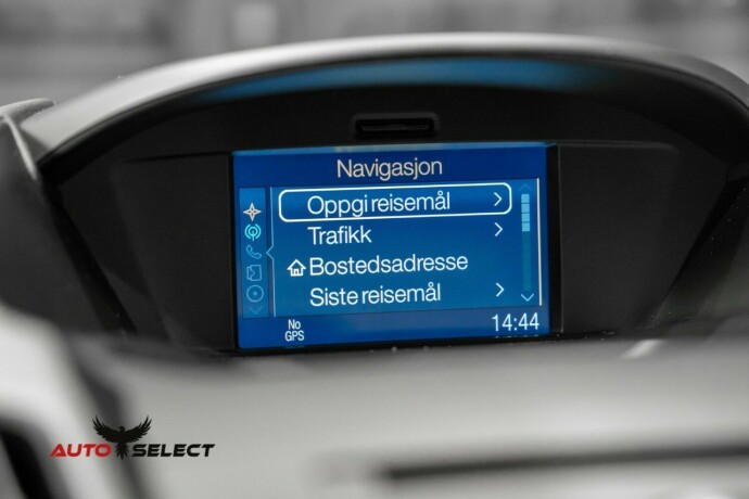 ford-kuga-diesel-2015-big-38