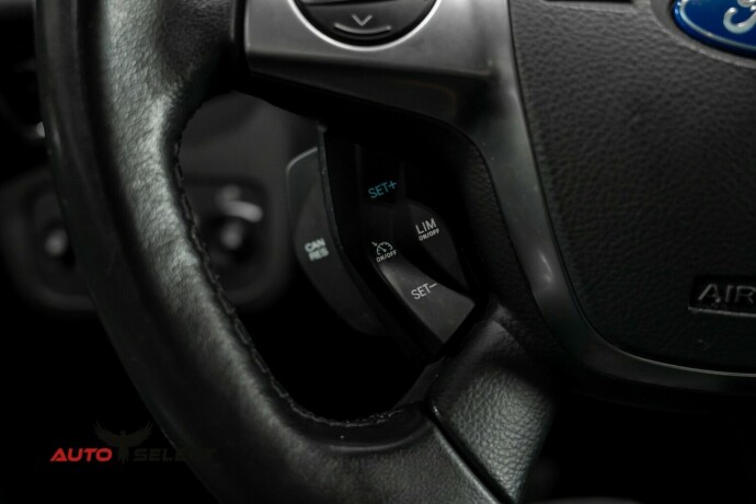 ford-kuga-diesel-2015-big-29