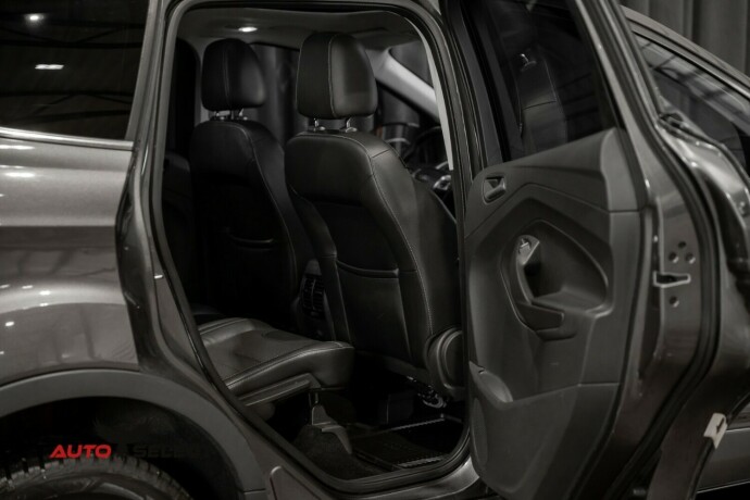 ford-kuga-diesel-2015-big-12