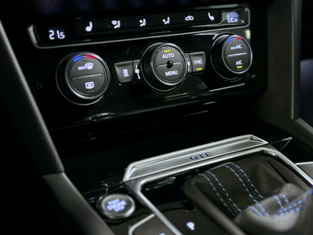 volkswagen-passat-plug-in-petrol-2018-big-15