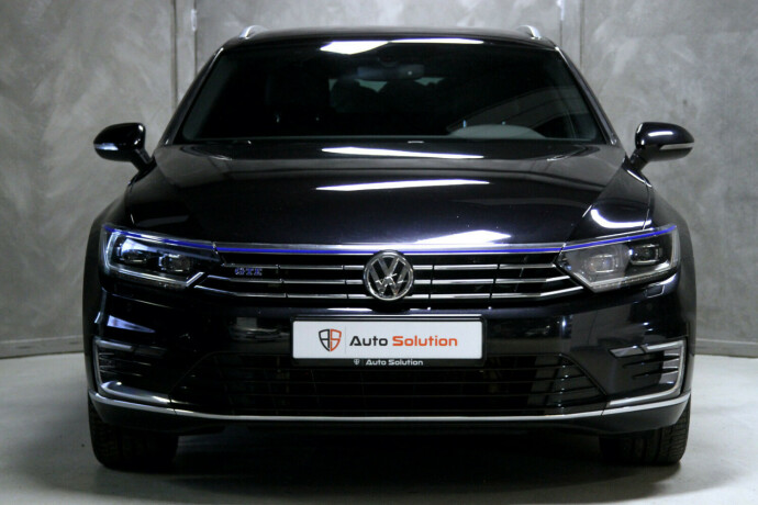 volkswagen-passat-plug-in-petrol-2018-big-26