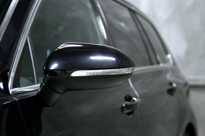 volkswagen-passat-plug-in-petrol-2018-big-24