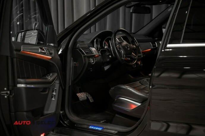 mercedes-benz-gl-bensin-2013-big-27