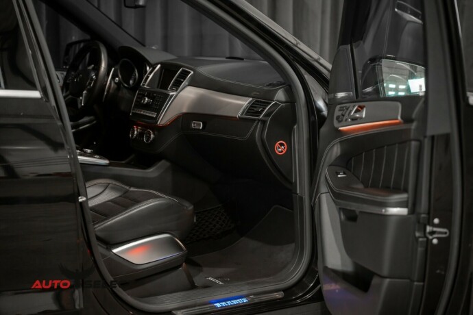 mercedes-benz-gl-bensin-2013-big-23