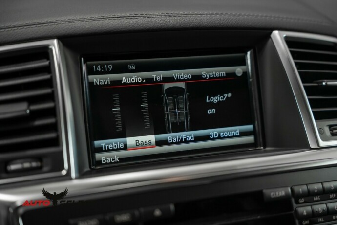 mercedes-benz-gl-bensin-2013-big-56