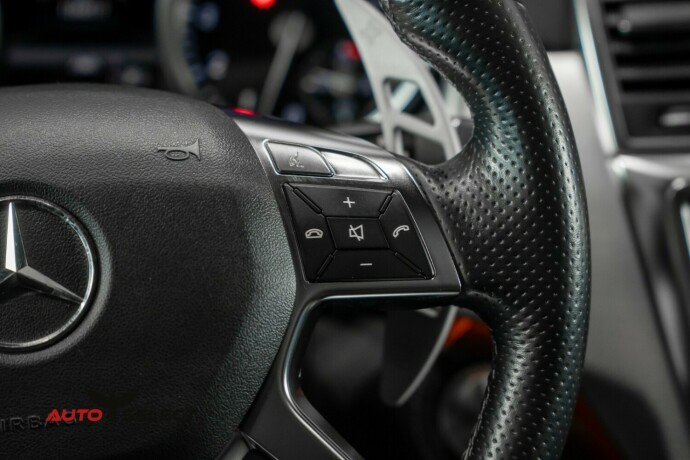 mercedes-benz-gl-bensin-2013-big-43