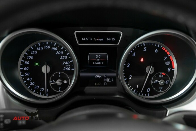 mercedes-benz-gl-bensin-2013-big-41