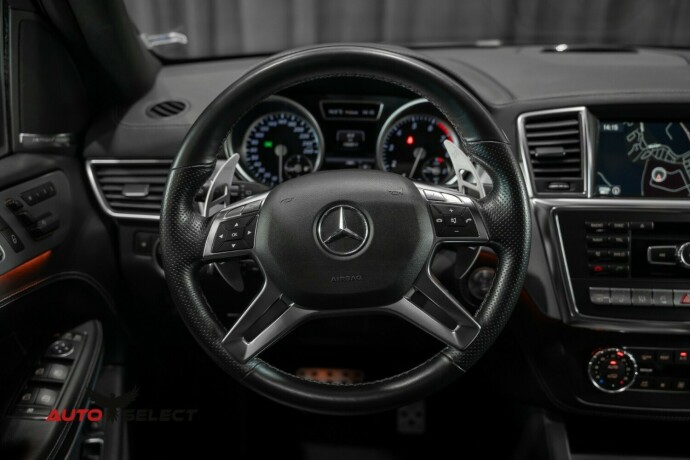 mercedes-benz-gl-bensin-2013-big-35