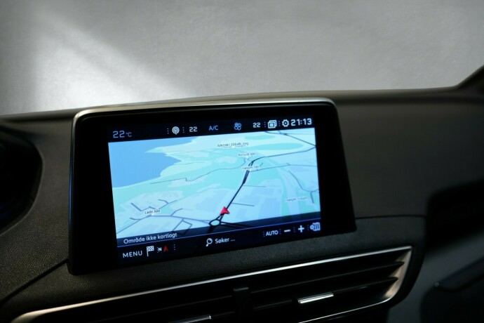 peugeot-5008-diesel-2018-big-13