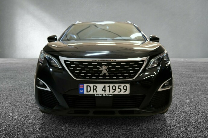 peugeot-5008-diesel-2018-big-7