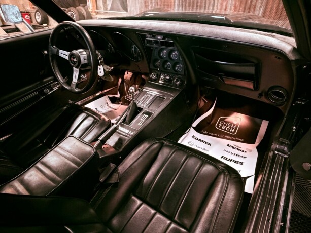 chevrolet-corvette-bensin-1971-big-31