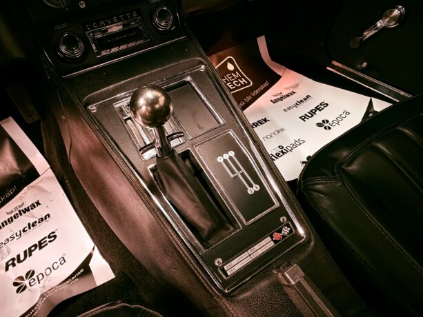 chevrolet-corvette-bensin-1971-big-27