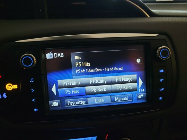 toyota-yaris-elektrisitetbensin-2016-big-25