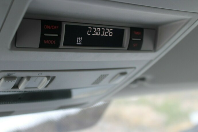 volkswagen-transporter-diesel-2019-big-16