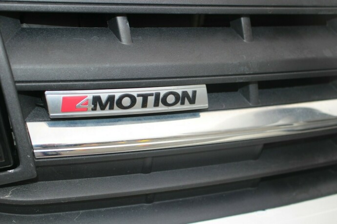 volkswagen-transporter-diesel-2019-big-1