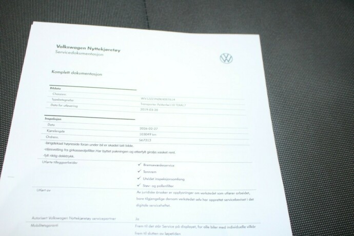 volkswagen-transporter-diesel-2019-big-19