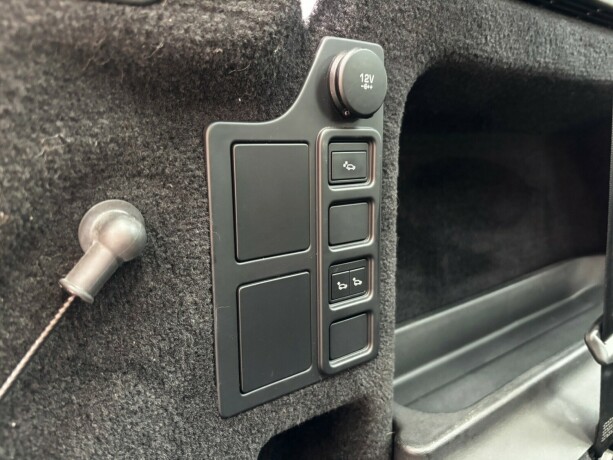 land-rover-discovery-diesel-2019-big-47