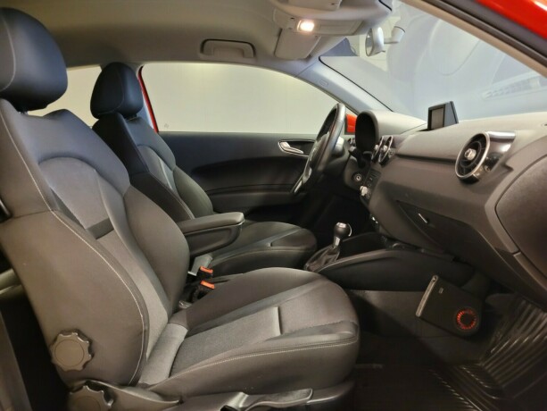 audi-a1-bensin-2013-big-10