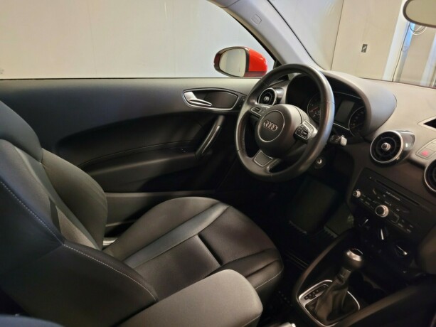 audi-a1-bensin-2013-big-13