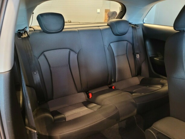 audi-a1-bensin-2013-big-15