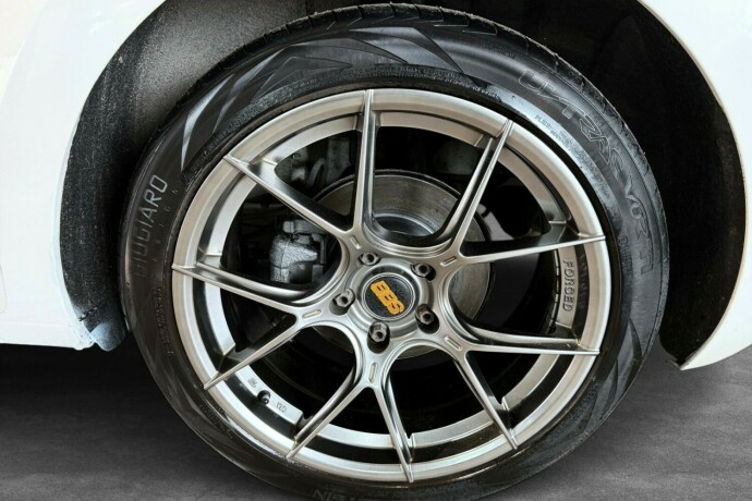 volkswagen-beetle-bensin-2012-big-23