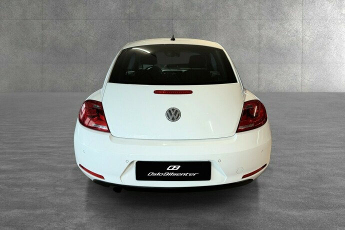 volkswagen-beetle-bensin-2012-big-3