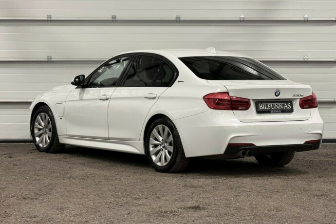 bmw-3-serie-elektrisitetbensin-2017-big-2