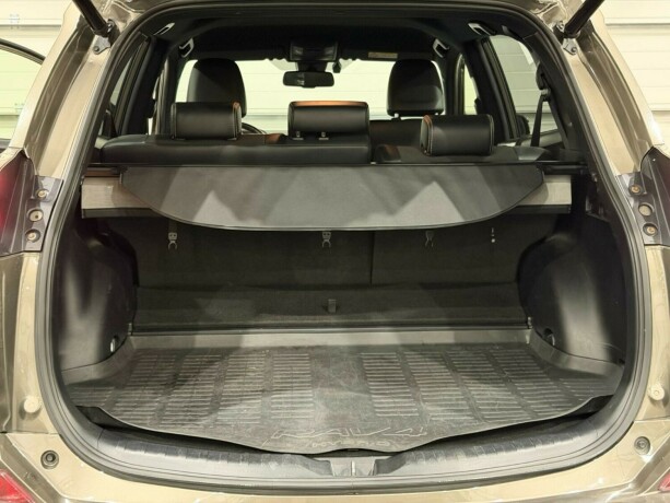 toyota-rav4-elektrisitetbensin-2017-big-11