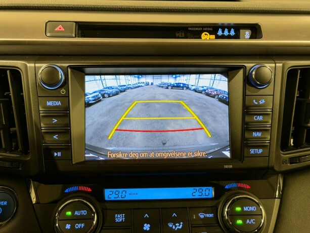 toyota-rav4-elektrisitetbensin-2017-big-16