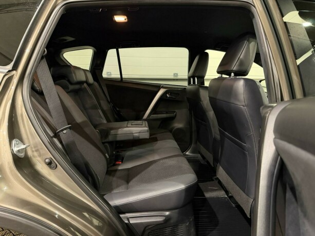 toyota-rav4-elektrisitetbensin-2017-big-9